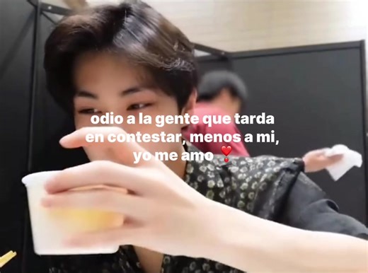 Viva el amor propio: Celebrando la autoestima y el yo