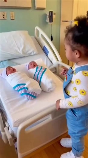 naturallydoingthemost on Instagram: "😁😁😁😁😁😁❤ ✨💝📽:@secretplacehusband . . . . . . 🤍 Kindly Follow @naturallydoingthemost @dopehairvideos for more hair tips . . . . 🤍 Like, Comment and Tag . . . . 🤍 Send Dm For Promo Rates/Ads💸 . . . . . . . . . . . #funnykid #cutekid #cutekids #funnybaby #funny funnyvids funnyfail funnykids funnytimes funnythings funnyanimal funnypeopel catsareawesome cutes catanddog funnypet catslife dogfamily dogvideo dogsoftheworld kids cutepuppy cutey animallove m