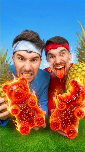 Can RED TADE and BLUE TADE eat the SPICIEST BEAR?
