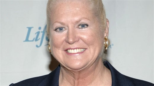 The no-nonsense cleaning tips that made Kim Woodburn the original Cleanfluencer