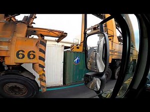 『J Y』碼頭系列之 看看碼頭裡忙碌的空櫃推高機和裝卸重櫃的門式跨載機😆🌤️🛣️🚚👀😘👨‍👧‍👦🥰😎💪👍🇹🇼🇹🇼🇹🇼🇹🇼🇹🇼🇹🇼