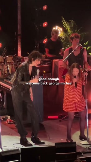 sombr and laufey carelessly whispering in LA🙂‍↕️ #laufey #sombr #laufeyclips #concert