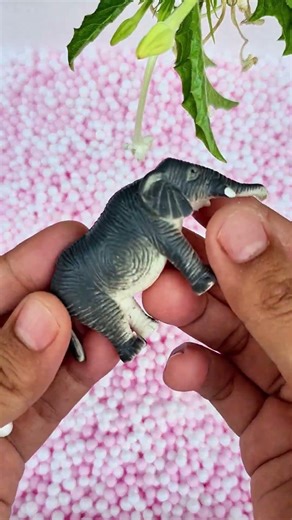 Toys satisfying - African elephant toy #huntingtoys