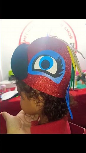 Así quedó este traje de Guacamayo #manualidades #traje #disfraz #guacamaya #guacamayo #reciclaje