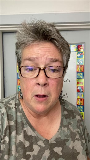 The Voiced “TH” in the Middle #pronunciation#pronunciationtips#learning#speakenglish | English Makes No Sense