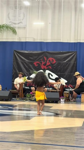 That Fa'arapu! ✨ Amazing Young Tahitian Dancer