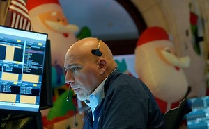 Stock market today: Dow, S&P 500, Nasdaq clobbered as Fed, Powell signal fewer rate cuts in 2025