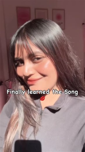 Prasha Dhiwar on Instagram: "Iipsync ka jugad hogaya😂"