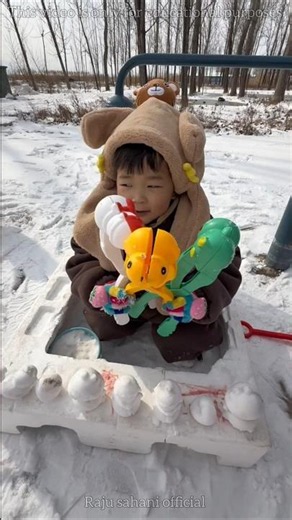 Funny Snowman Challenge! ⛄😂 Cute Snowman Maker Toy | Winter Fun Shorts