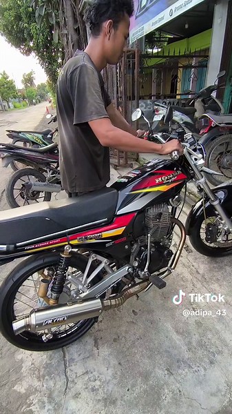 Membersihkan kerak membandel