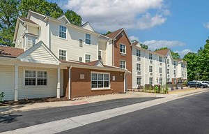 Avery Woods 4 Bedroom Apartments for Rent - Yorktown, VA - Updated Today | Apartments.com
