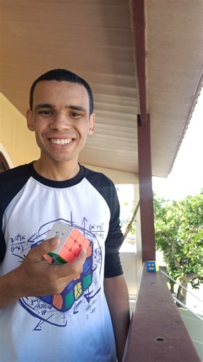 Qual cubo impostor? 😧😐 135/365 #cubomagico