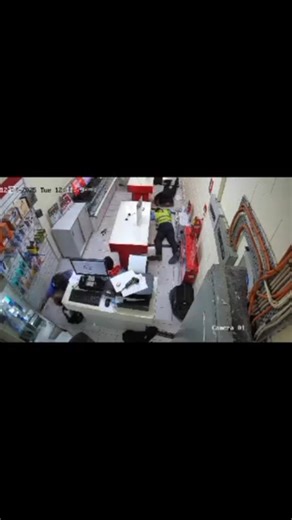 Video footage of an arm robbery at Arm Robbery at Daltron 3Mile inside Medical Faculty 2/12/2025 #viralpost2025 #hilights #armrobbry | Umi Blo Ples