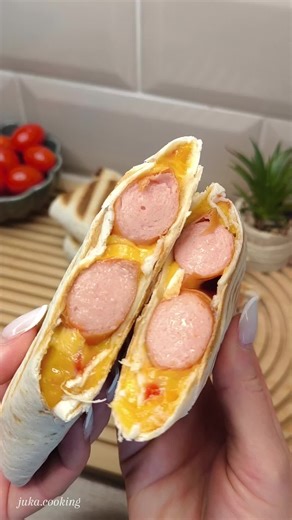 Wenn Frühstück schneller fertig ist als ich wach werde 😴⚡ Tortilla Würstchen Käse = einfach, schnell & sooo lecker 🌯🧀 Perfektes Lazy Breakfast für ein schnelles Frühstück ohne Stress ✨ #tortilla #przekaska #snack #szybkiesniadanie #würstchen