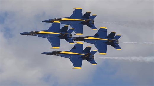 Formation flying mishap during demonstration