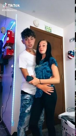 I would wanna sit on his lap😩😍😊 while he plays the game or sit forward so he can see me 😩😍