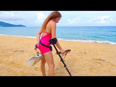 Girl Metal Detecting on Thailand’s Most Popular Beach 🌴