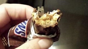 Teen says she found razor blade in her Halloween candy