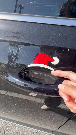 🎄 Never thought a tiny sticker could wrap joy, nostalgia, and pride all in one!Used to skip holiday decals—too flimsy, too generic. But these 2D/3D Waterproof Santa Hat Stickers? They’re magic for Tesla, Toyota, Honda, BMW & more ✨Stick ‘em on cars, bottles, laptops—every glance sparks warm holiday memories.#ChristmasStickers #CarDecor #HolidayJoy | Qualityous