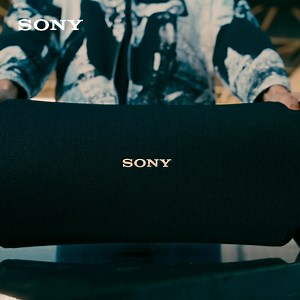 🎶 Unleash incredible sound with the ULT Field 7 from Sony! Offering 30 hours of playtime, deep bass, and vibrant lighting, this speaker is designed for any environment with its waterproof, rustproof, and dustproof build. Enjoy the added benefits of karaoke and guitar features. Massive Bass. Ultimate Vibe. #ULTPOWERSOUND #ForTheMusic | Sony Middle East