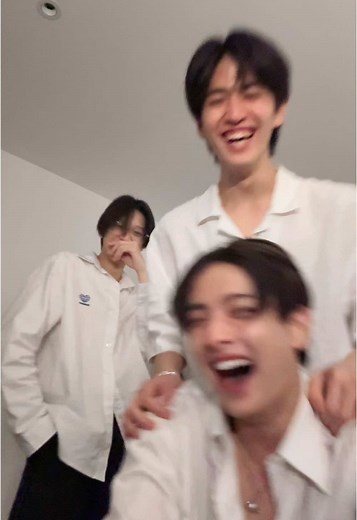 ซิงค์กันเกินกับซิงเกอร์ JINWOOK