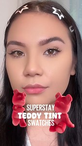 🧸💋 Join @lindserlandsen's Teddy Swatch Party and explore all 10 teddy-ready shades of Superstay Teddy Tint! ​ Her top 3 faves:​ 🧸Keep It Cozy - cozy brown red​ 🧸Latte to Go -playful burnt orange​ 🧸KneeHigh - plush mauvy pink​ What's your teddy fave shade? Comment down below👇​ ​ #SuperStayTeddyTintPH #AllDayTeddyReady #MaybellinePH | Maybelline New York