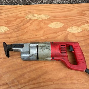Milwaukee Sawzall 6507-21 Reciprocating Corded Electric Heavy Duty Saw