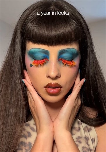 2025 in looks - pause to choose your character 🥀