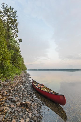 Maine’s lakes are just as iconic as our rocky coastline. But lakes don’t just provide outstanding recreational experiences – they provide essential wildlife habitat and clean drinking water for thousands. Colin talks with Susan Gallo, the executive director of Maine Lakes, to learn more about lakes and ponds in Maine, what makes them so special, why we can’t ignore the risks facing them, and what we can do about it. To listen to the full podcast visit our website! https://www.nrcm.org/our-maine/