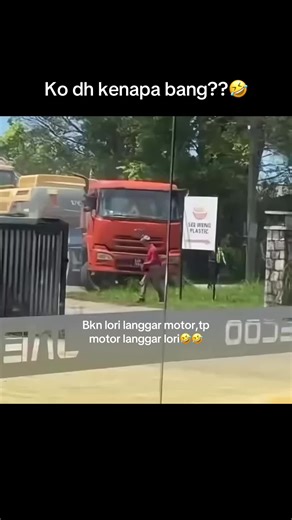 Kejadian Kemalangan Jalan Raya Mcm2 Hal🤣
