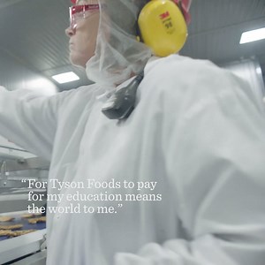 We recognize how earning a degree can unlock doors of opportunity. That’s why we offer our U.S. team members their choice of 300 tuition-free education programs from top schools. Through our partnership with Guild, Sherry has earned her high school diploma and been promoted to plant supervisor — and we’re cheering her on as she continues her education! Because the more you know, the more you grow. 🎓 | Tyson Foods