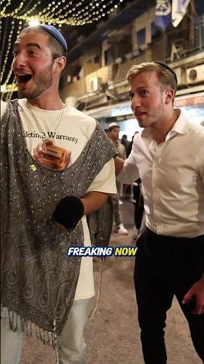 Meeting holy fans in the shuk!