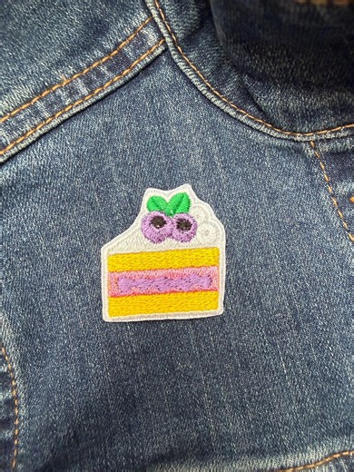 Blueberry Cake Iron-On Patch | Cute Dessert Embroidery Patch | Kawaii Food Patch | Jacket, Backpack, DIY Clothing Applique