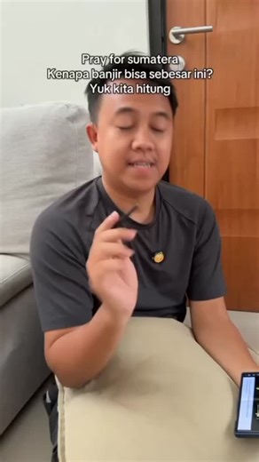 Komunitas Katolik Garis Lucu on Instagram: "Jadi ingat ada yang pernah bilang: "Ke depan kita harus tambah tanam sawit. Enggak usah takut apa itu katanya membahayakan, deforestation. Namanya kelapa sawit, ya pohon, ya kan? Kelapa sawit itu pohon. Ada daunnya kan? Dia menyerap karbondioksida..." Mau tahu pembabat dan penguasa hutan terbesar, ini dia datanya : - Keluarga Widjaja (Sinar Mas Group) – 1.800.000 ha - Royal Golden Eagle (RGE) Group – 1.100.000 ha - Korindo Group – 919.642 ha - Asia Pul