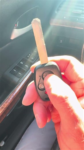 2012 Honda Accord new remote key not an instructional video #allockandkeyco #smartpro ￼