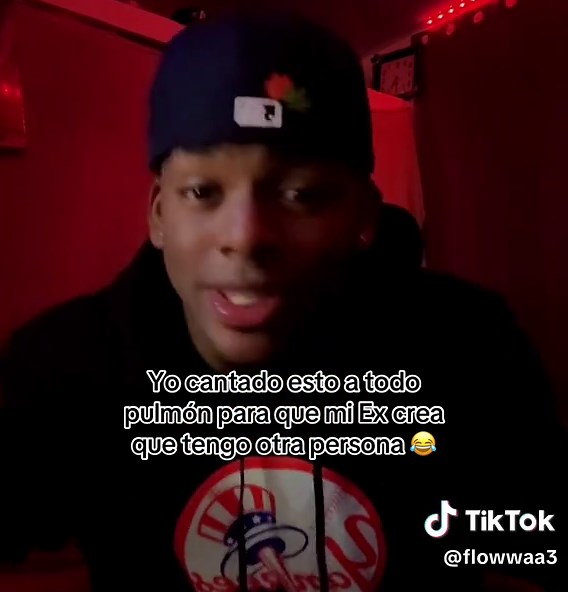 Videos de 👽flowwaa3👽🤖 (@flowwaa3) con “sonido original - only girls”