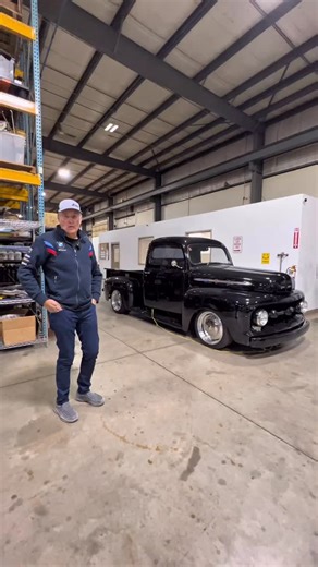 Take a look at this beautiful 52’ Ford F1 we built 7 years ago that’s stopped by for some routine maintenance 🔧 Frame & Suspension - Schwartz Performance G-Machine chassis system Power steering rack Ridetech single-adjustable coilovers Racing style splined sway bars Wilwood 13” brakes, 6 piston front, 4 piston rear Engine - Ford Racing 5.0L Coyote engine Boss 302 intake manifold & coil covers Ford Racing wiring harness & ECU Vintage Air Coyote serpentine drive Custom air intake Drivetrain- Upgr