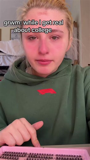 rare aesthetic me crying on the internet. On another note I am so very grateful for the small following I do have, and I am so very greatful for each and every one of you #regret #gettingreal #theatre #fyp #grwm