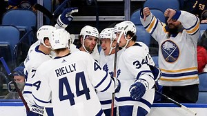 Maple Leafs, Raptors owner to discontinue fan proof of vaccination in Toronto