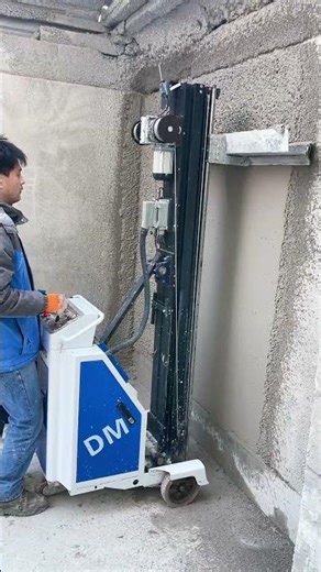 Fastest newest plastering machine #construction #builder #spraying #contractor #抹灰机 wallsmooth equip