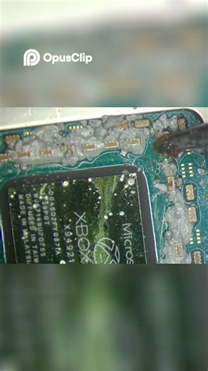 Xbox One Board Flux & Soldering 🔥 Extreme Close-Up #Shorts #XboxOne #Microsoldering