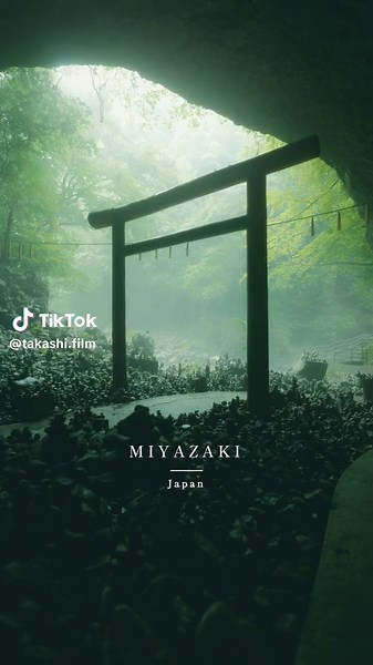 📍Amano Iwato Shrine -天岩戸神社- Miyazaki, 宮崎 Beautiful places in Japan 🇯🇵 #japan #japantravel #japantrip #anime #animejapan #japananime #japantourism #japantour #japangram #japan🇯🇵 #traveljapan #tripjapan #torii #toriigate #japanstyle #japanculture #traveljapan #tripjapan #japangram