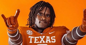 Texas upsets Georgia, lands 5-star DL Justus Terry