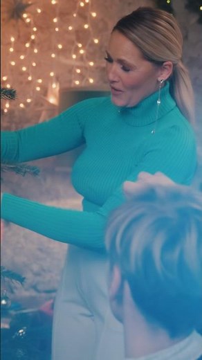 Are you also looking forward to Christmas? 🎄 #helenefischer #themostbeautifulchildrenssongs