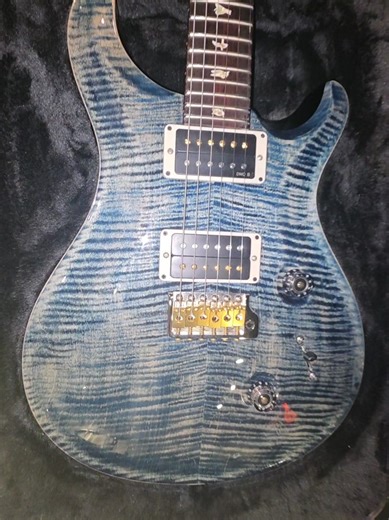 Explore the PRS Custom 24 Electric Guitar at Davis Guitar
