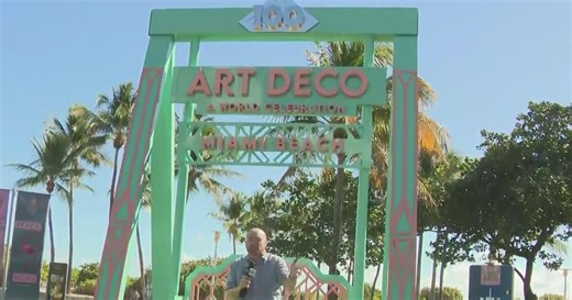 Miami Beach kicks off 49th annual Art Deco Weekend with music, dancing and classic cars