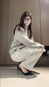 I will never be cute again because no one is buying it#Mature sister#Black silk