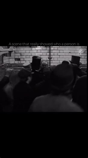 Films.base on Instagram: "Title: The Elephant Man Year: 1980 Genre: Drama, Biography Country: United States, United Kingdom Language: English Duration: 124 minutes Director: David Lynch Writer: Christopher De Vore, Eric Bergren, David Lynch Cast: John Hurt, Anthony Hopkins, Anne Bancroft IMDb Rating: 8.2/10 Story: Based on a true story, the film follows John Merrick, a severely deformed man living in Victorian England, who is rescued from a life of exploitation by a compassionate doctor. As Merr