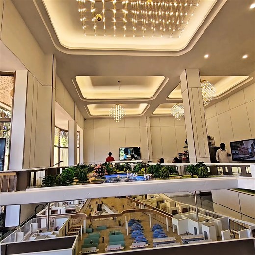 Discover the ultimate convenience and lifestyle with our premium residences, perfectly situated in a prime location. Surrounded by abundant amenities, every detail is designed to elevate daily living with ease, comfort, and effortless access to everything you need. * 3 bedroom Study room DSQ 160.65sqm From 25.38M to 28.11M * 3 bedroom Study room DSQ 155.82sqm From 24.61M to 27.26M * 4bedroom DSQ 213sqm From 33.65M to 37.27M *Amenities:* - ⛲️ 3000 m² Central Garden - 🏋🏽 400 m² Fully Equipped Gy