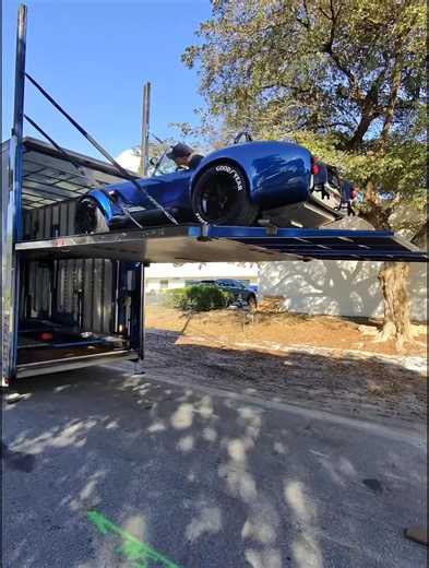 2 Roadster's off on their way to Earth Motorcars in Texas!! | Backdraft Racing